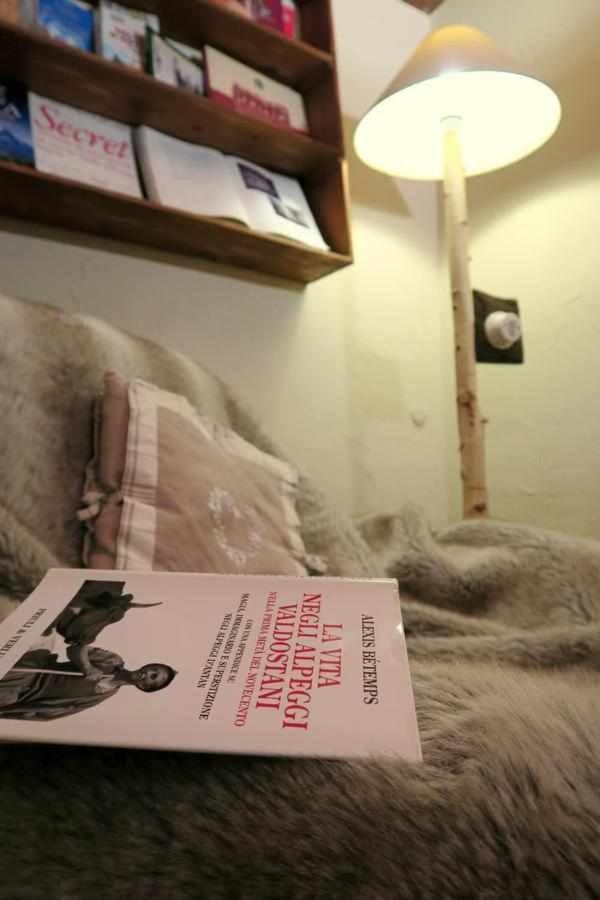 Romantica Suite Con Vasca Idromassaggio 奥斯塔 外观 照片